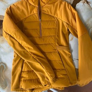 Lululemon down for it all pullover